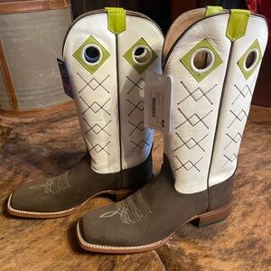NWT Justin Pumchy Western Cowboy Boots - White and Brown